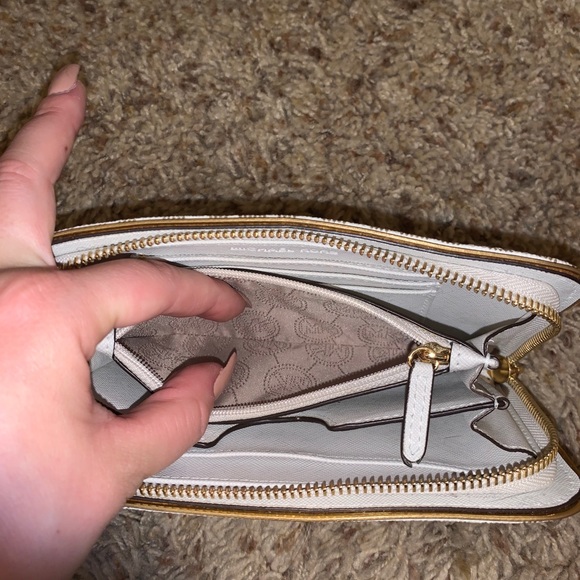 Wallet - Picture 4 of 4